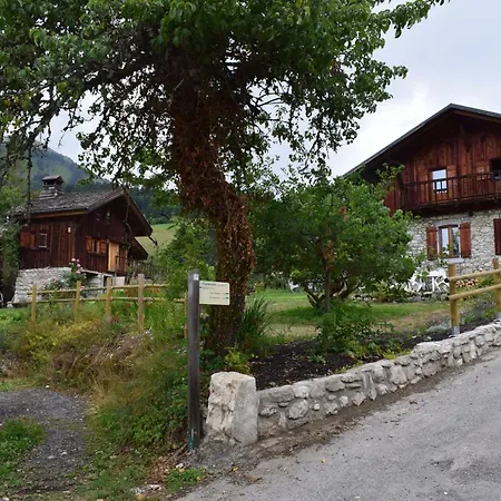 Le Hameau De Chantemerle Hébergement de vacances